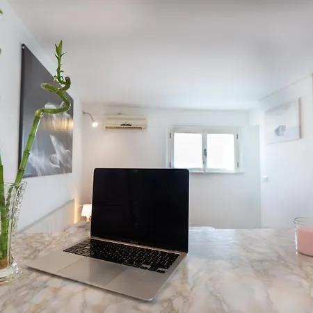 Casa Pizzi - Centro Apartment *